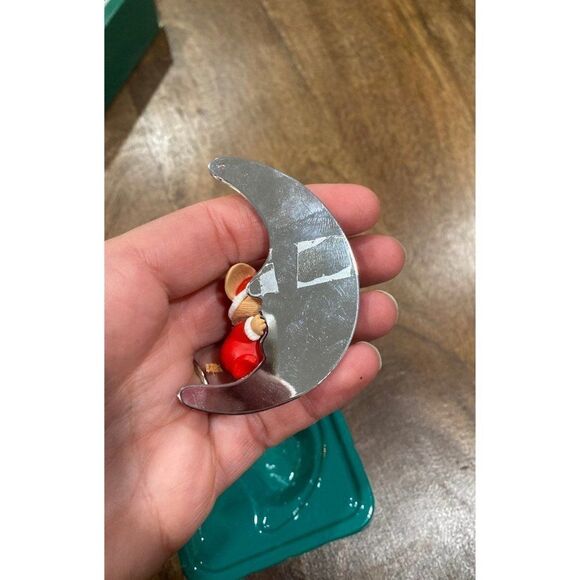 Vintage‎ Hallmark Mouse to the Moon handcrafted ornament 1986 Christmas Holiday - Picture 5 of 6